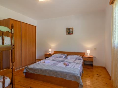 olivera-apartment-a2-valentina-bedroom-01.jpg