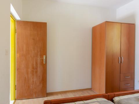 olivera-apartment-a3-tonci-bedroom1-02.jpg